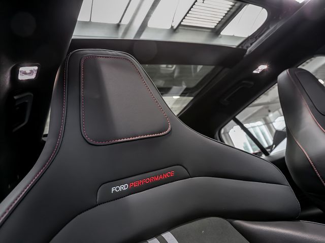 Ford Focus Turnier ST X Kamera Styling-Paket Nav B&O