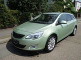 Opel Astra J Sports Tourer 1.6i Design Ed. Klima, AHK - Opel Astra aus 2011: Tourer Sports