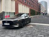 Mazda 3 2.5L Premium | Einer von ganz wenigen - Mazda: Mazda5