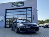 Volkswagen Golf VII Lim. GTI Performance BMT - Volkswagen Golf mit Benzin-Antrieb: Sportwagen, Automatik