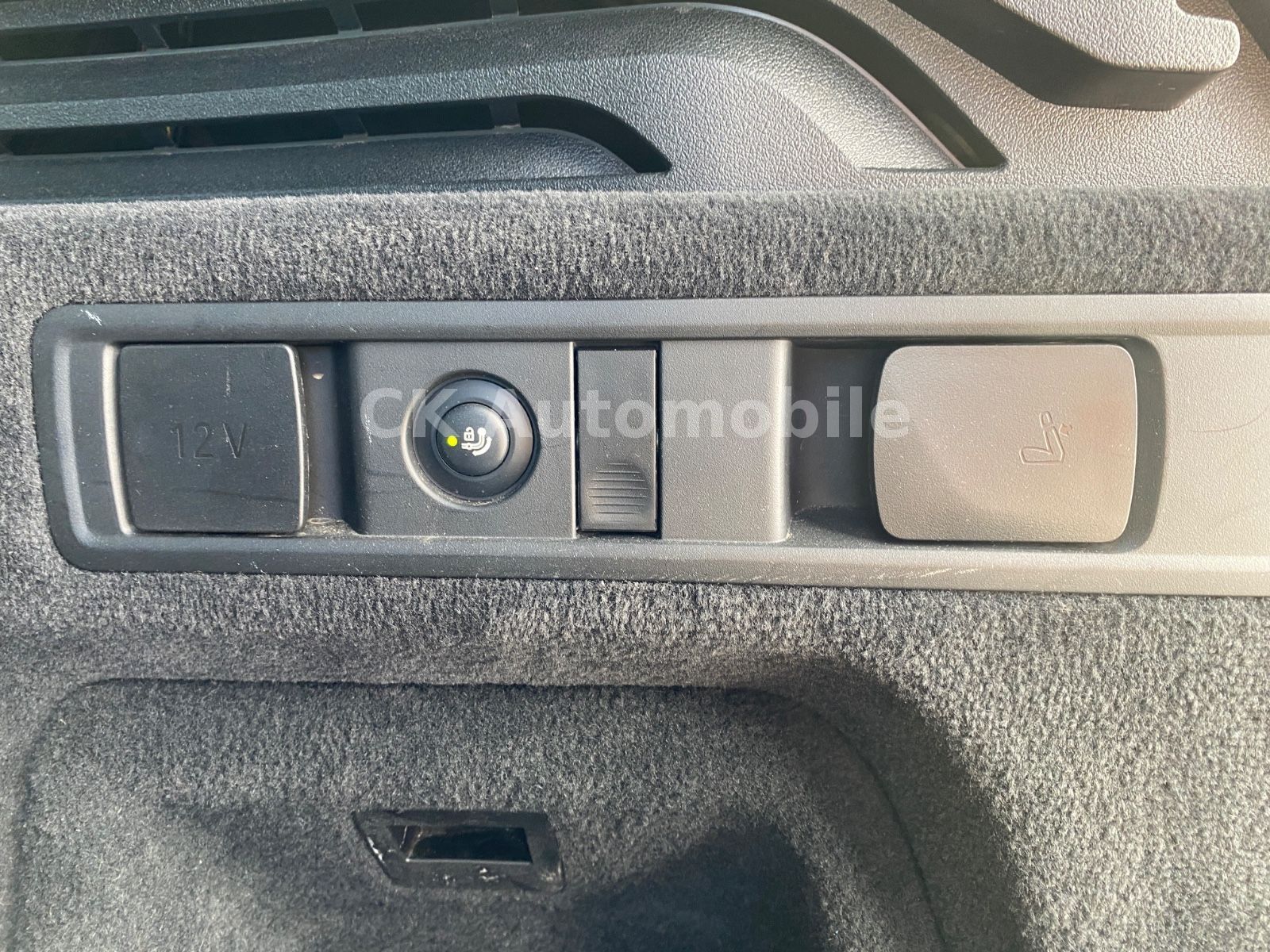 Fahrzeugabbildung BMW X5 xDrive 45e Individual/HeadUp/360°Kam/LED/AHK
