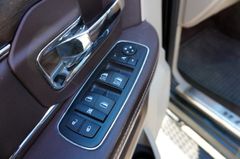 Fahrzeugabbildung Dodge RAM 5.7 Longhorn 4x4 Navi Kam Leder TRAUM!!!