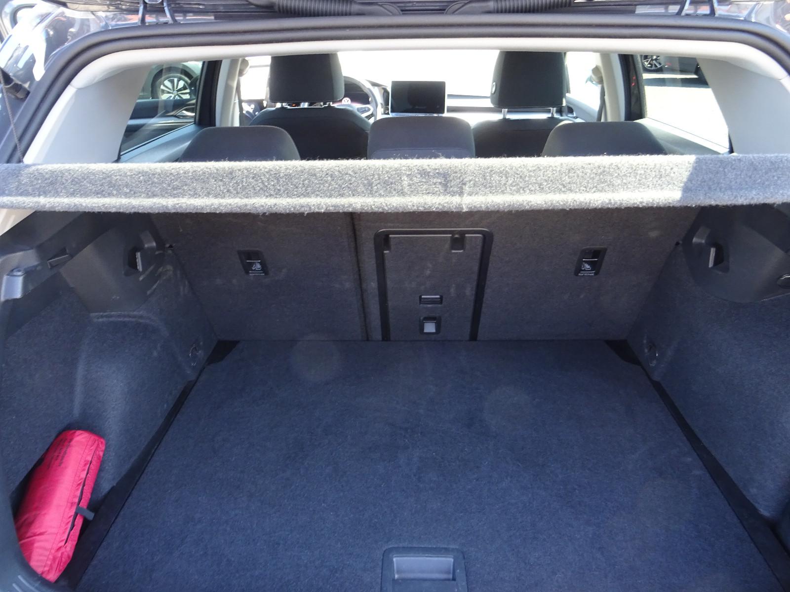 Volkswagen Golf VIII Lim. Life 1.5 eTSI LED Navi PDC Temp., миниатюра 9