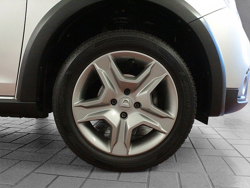 Fahrzeugabbildung Dacia Logan MCV TCe90 Stepway*Navi*Klima*