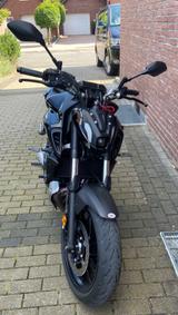 Yamaha MT-07 PURE mit Zubehör  - YAMAHA MT 07 PURE