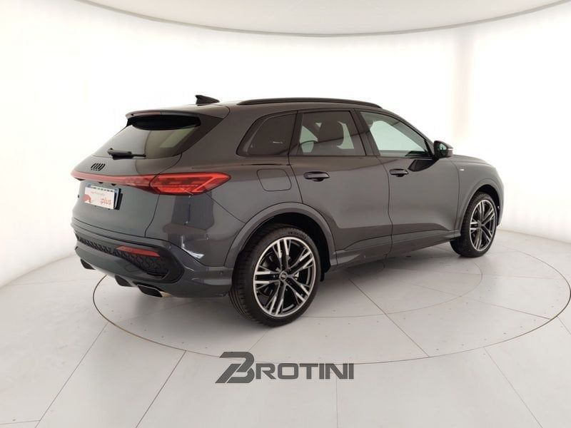 Audi Q5 TDI 150kW quattro S tronic S Line imagem 3