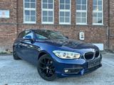 BMW 118 Baureihe 1 Lim. 3-trg. 118 i Advantage AUT - BMW 118: Blau, Metallic