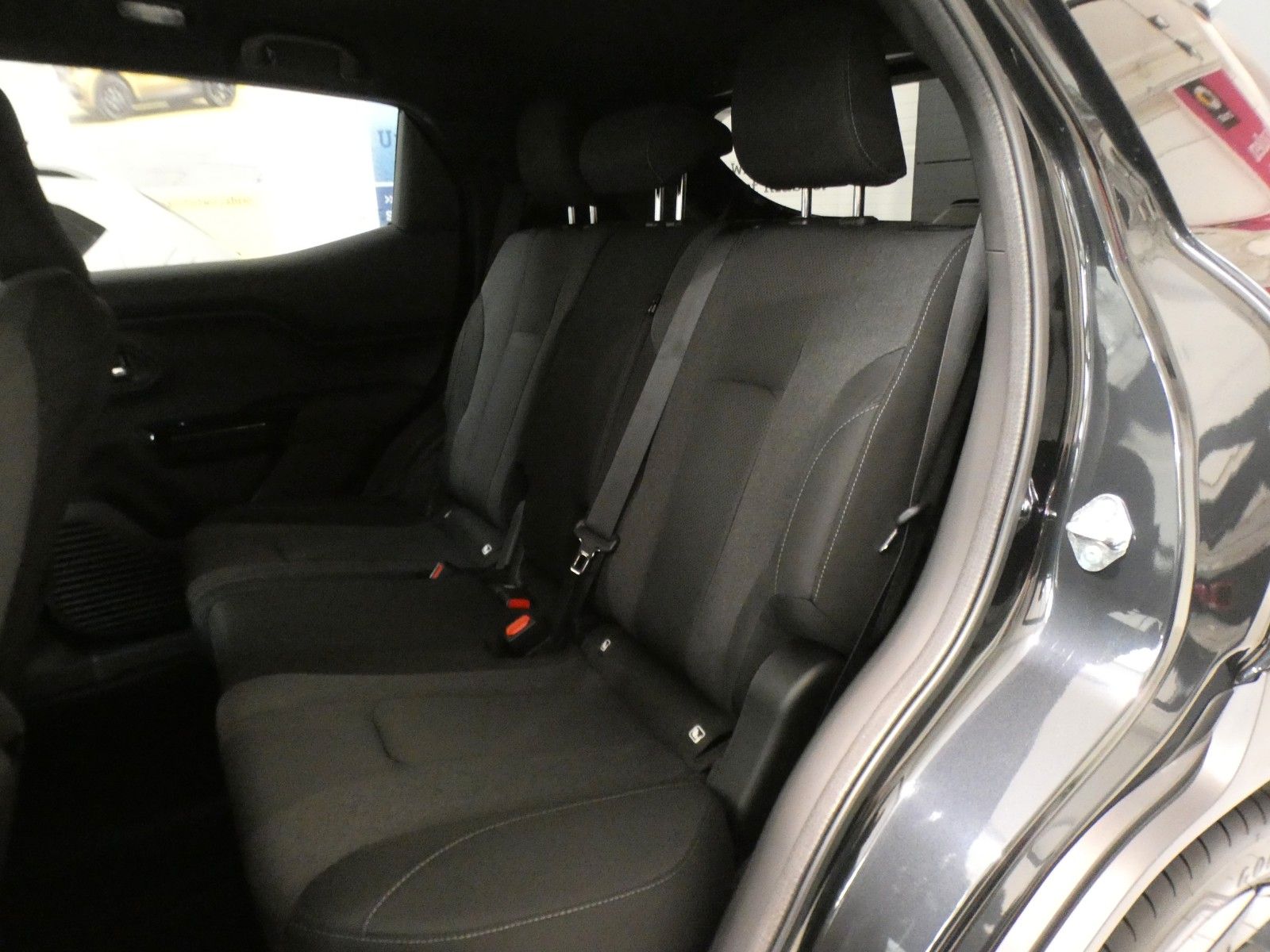 Suzuki e Vitara - Bild 12