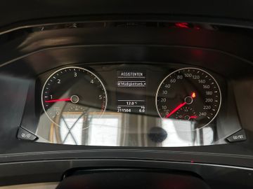 MYAUTOCENTER – Gebraucht- und Jahreswagen mit Werkstattservice in Pfaffenhofen Volkswagen T6 Multivan Comfortline 4Motion *WLAN*Klima*Navi