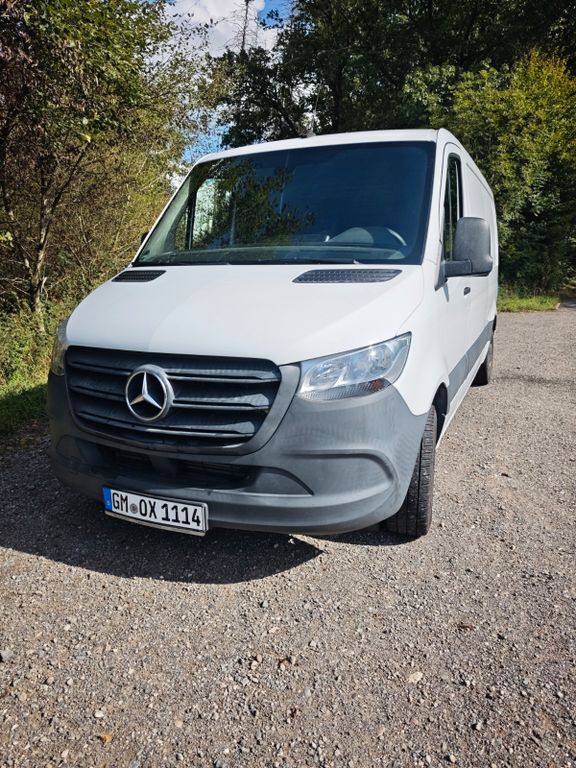 Image of Mercedes-Benz Sprinter