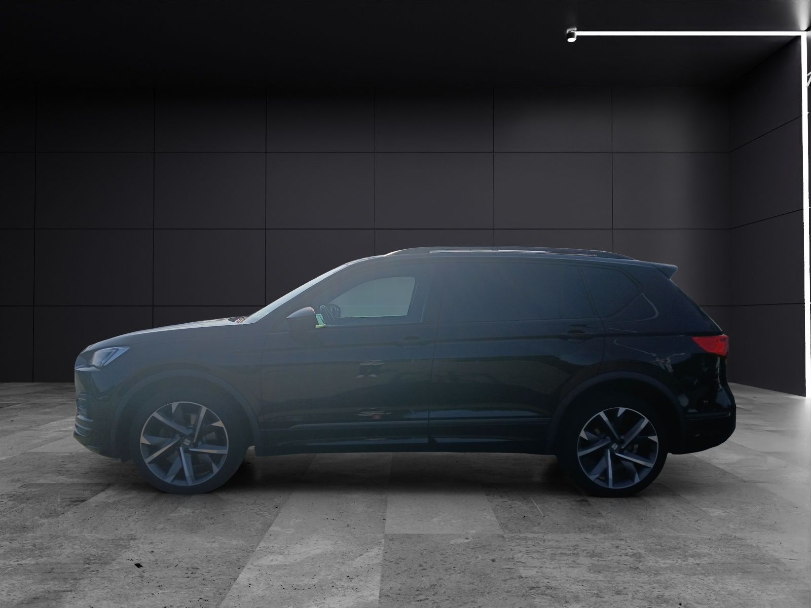 Fahrzeugabbildung SEAT Tarraco TDI FR-Line DSG 4Drive LED AHK Navi AID