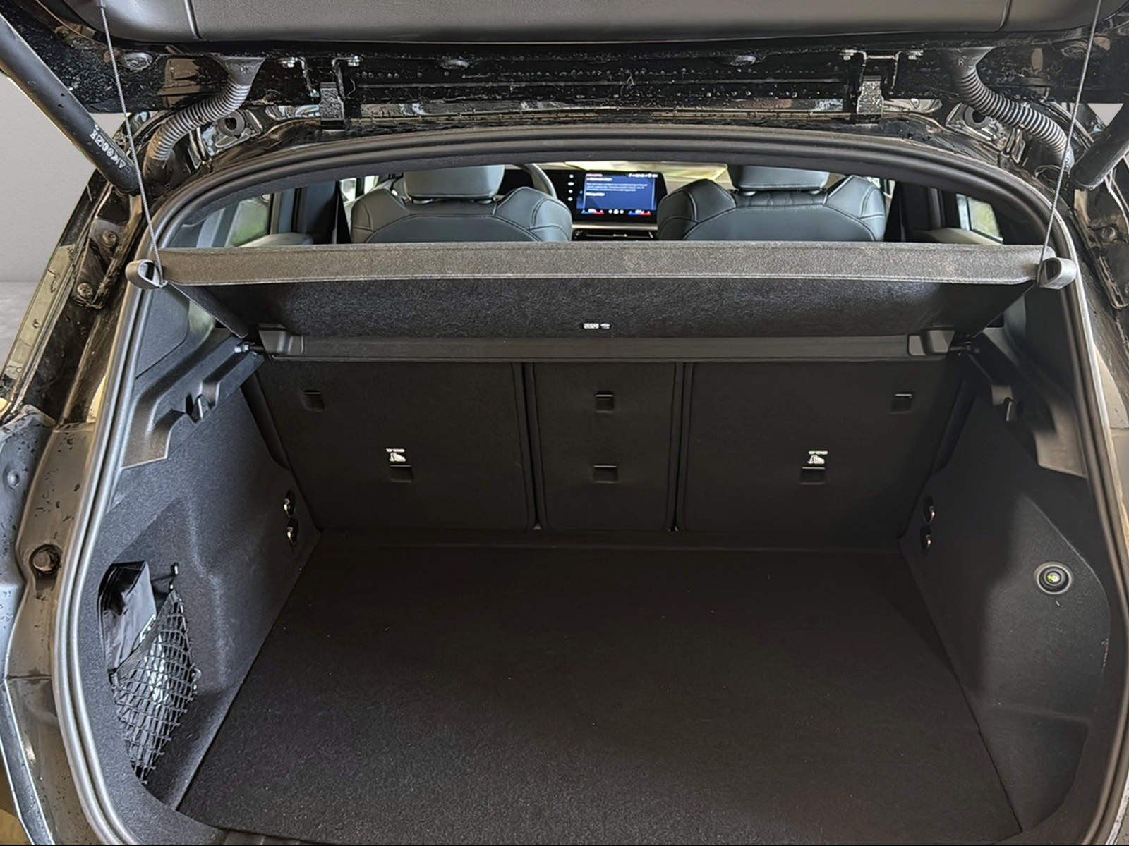 BMW 223 Active Tourer - Bild 15