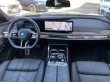 BMW i7 M70 xDrive M Sport || ex.Lounge B&W TheatreSc - BMW i7 in Duisburg