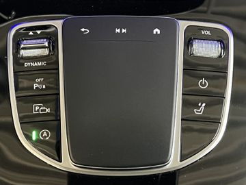 Mercedes E 220 - 9