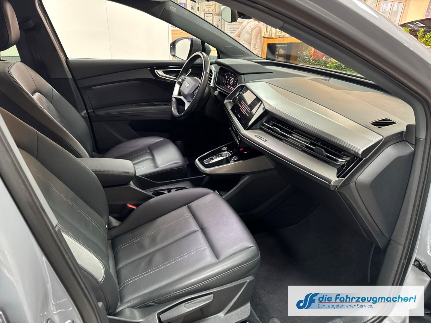 Fahrzeugabbildung Audi Q4 e-tron 35 Leder Digitales Cockpit LED Mehrzon