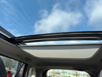 Fotografie des Suzuki (SX4) S-Cross Comfort+