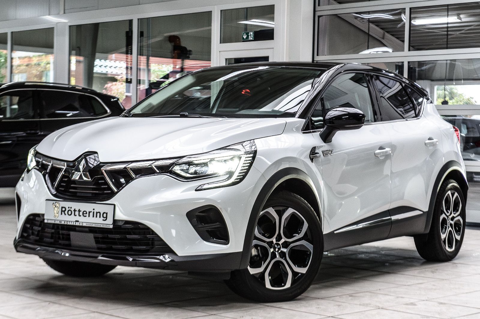 Fahrzeugabbildung Mitsubishi ASX 1.6 Top HEV +LED +Leder +Pano +Bose +Navi