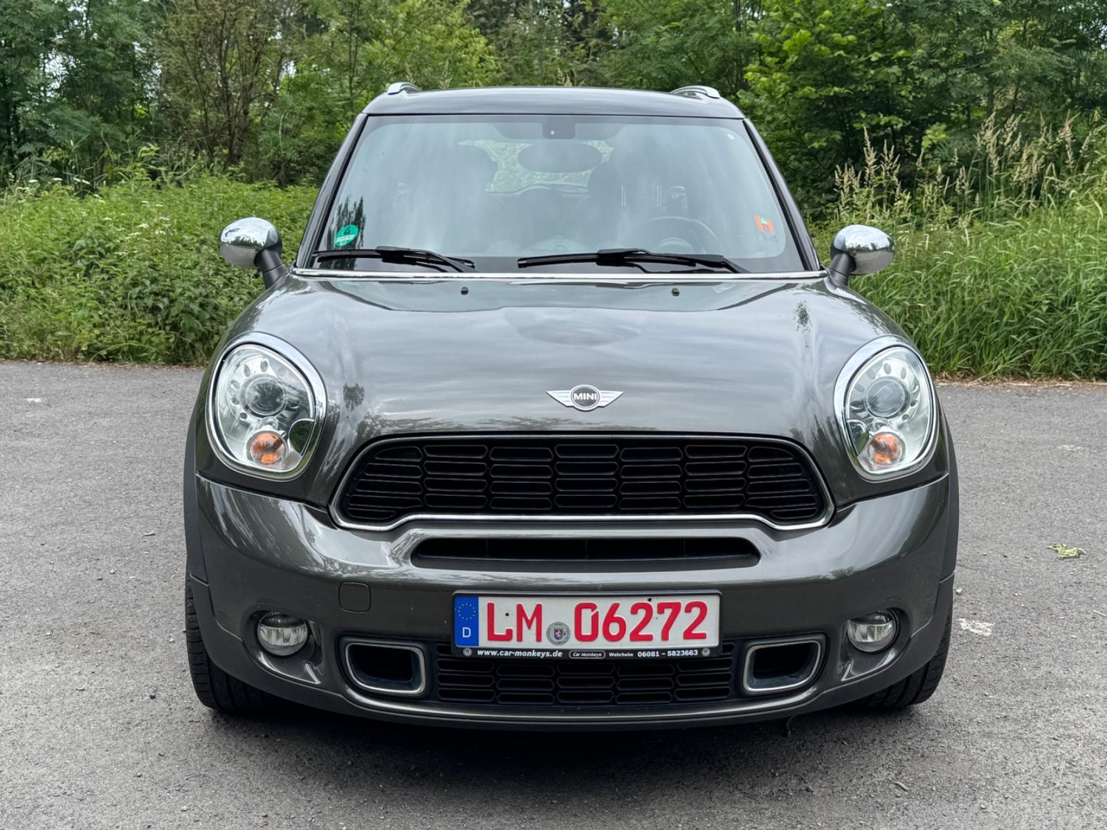 MINI COOPER_SD Countryman All4/Panorama-Dach/ Top