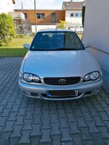 Toyota Corolla 1.6 Liftback 114.000km BJ 2001 - Toyota Corolla mit Benzin-Antrieb: Limousine, Liftback