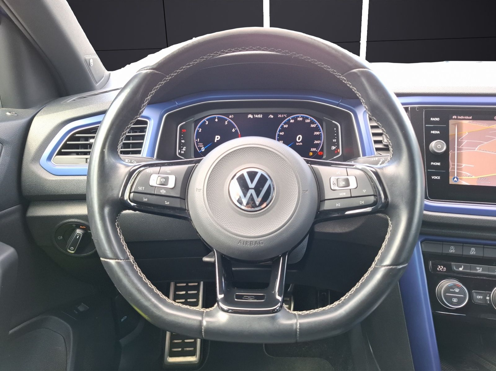 Fahrzeugabbildung Volkswagen T-Roc R DSG 4M LED Navi AID ACC RFK beats 19"