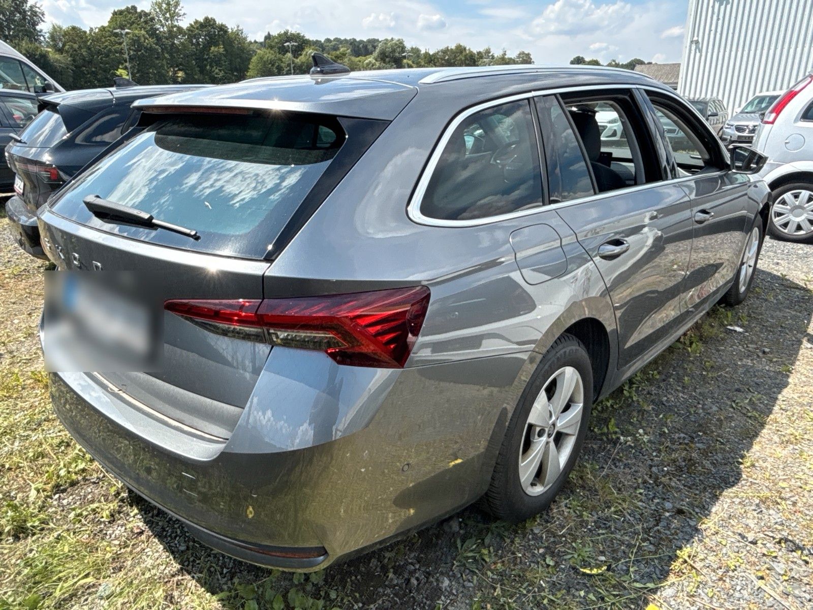 SKODA Octavia — zdjęcie 2