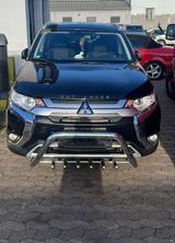 Mitsubishi Outlander - Mitsubishi Outlander Gebrauchtwagen in Nürnberg