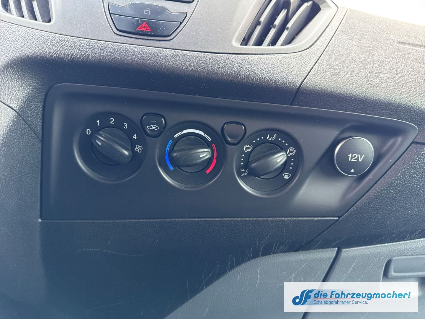 Fahrzeugabbildung Ford Transit Custom Tourneo 300 L1 *2255*EXPORT