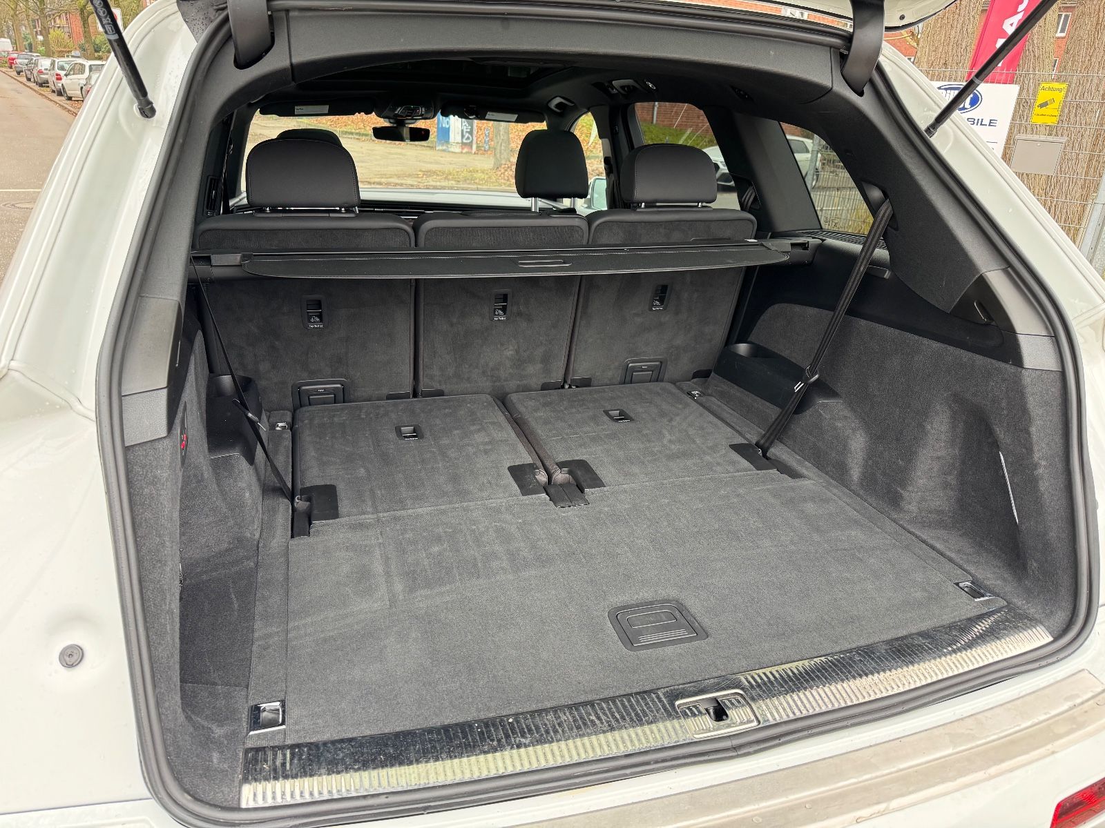 Fahrzeugabbildung Audi Q7 45 TFSI quattro tiptronic*MEMORY*PANO*7-SITZE