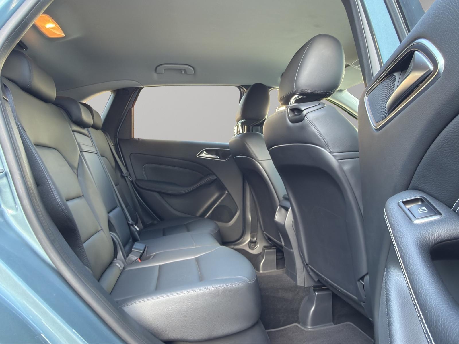 Mercedes-Benz B 180 Edition 1 Leder 1.Hand