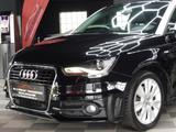 Audi A1 1.4 S-line S-tronic/Xenon/Navi/Sitz-Hz/PDC - aus 2010: Kleinwagen