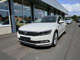 Volkswagen Passat Lim. Highline BMT/Start-Stopp - Volkswagen Passat: Weiß, Alcantara
