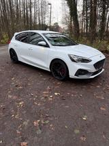 Ford Focus 2,3 EcoBoost ST Styling-Paket ST Styli... - Ford Focus: ST Styling Paket