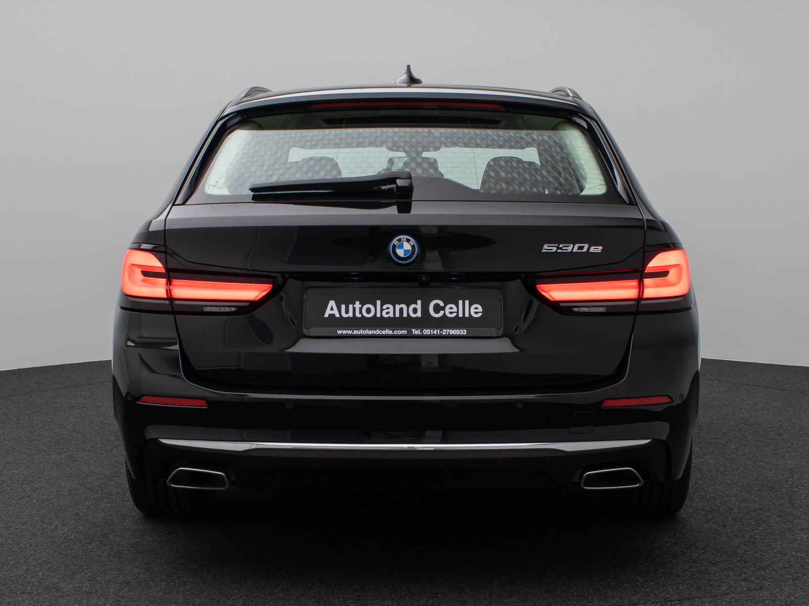 Fahrzeugabbildung BMW 530e Luxury Line Panorama Kamera HUD DAB 4xKlima