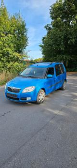 Skoda Roomster 1.6 Benziner - Skoda Roomster mit Benzin-Antrieb: Kombi, 1.6