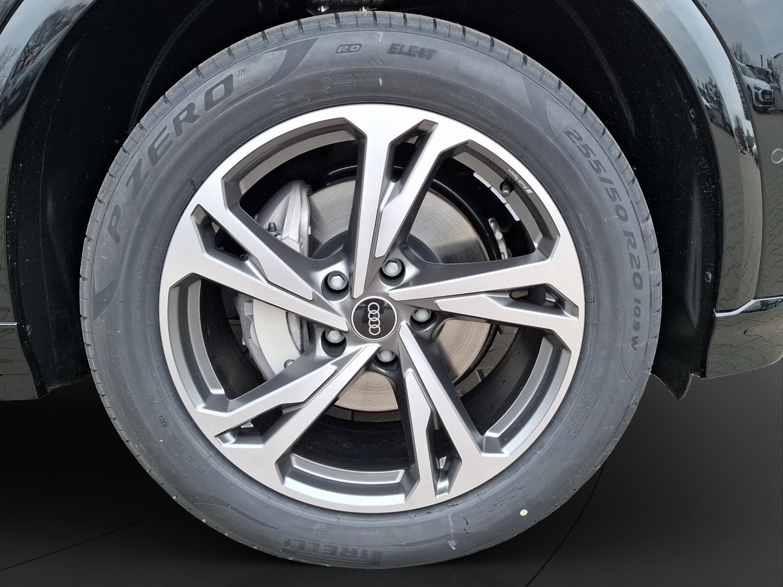 Audi Q6 e-tron - Bild 12