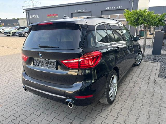 BMW 220i Gran Tourer Luxury Line*Led*Ahk*Pano*7-Sitz