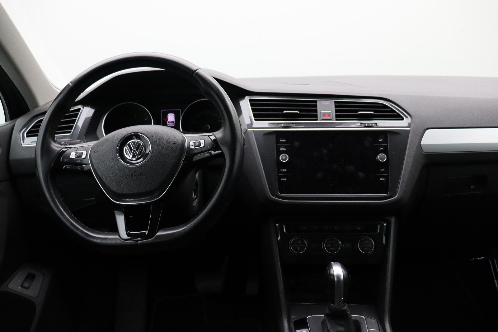 Fahrzeugabbildung Volkswagen Tiguan 2.0 Comfortline BMT/Start-Stopp