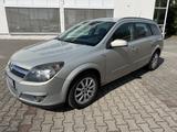 Opel Astra Caravan 1.8 Edition Edition - Opel Astra aus 2004: Kombi
