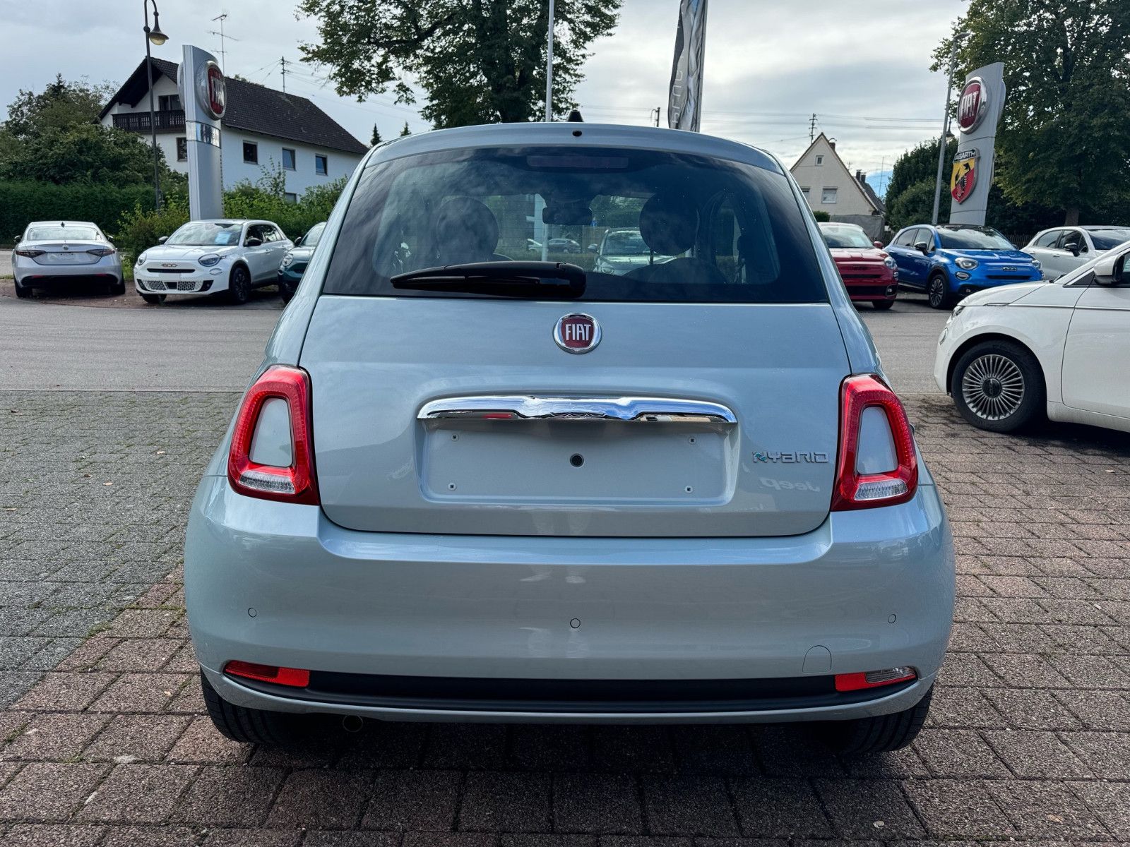 Fahrzeugabbildung Fiat 500 Hybrid