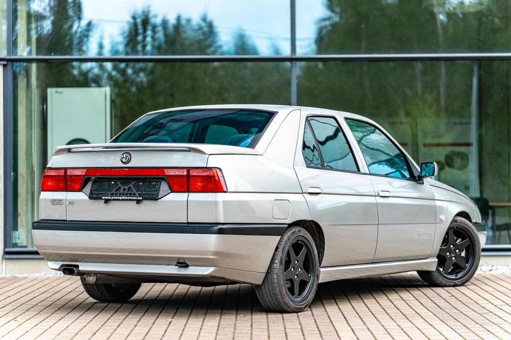 Alfa Romeo 155