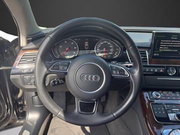 2015 AUDI A8 — миниатюра 17