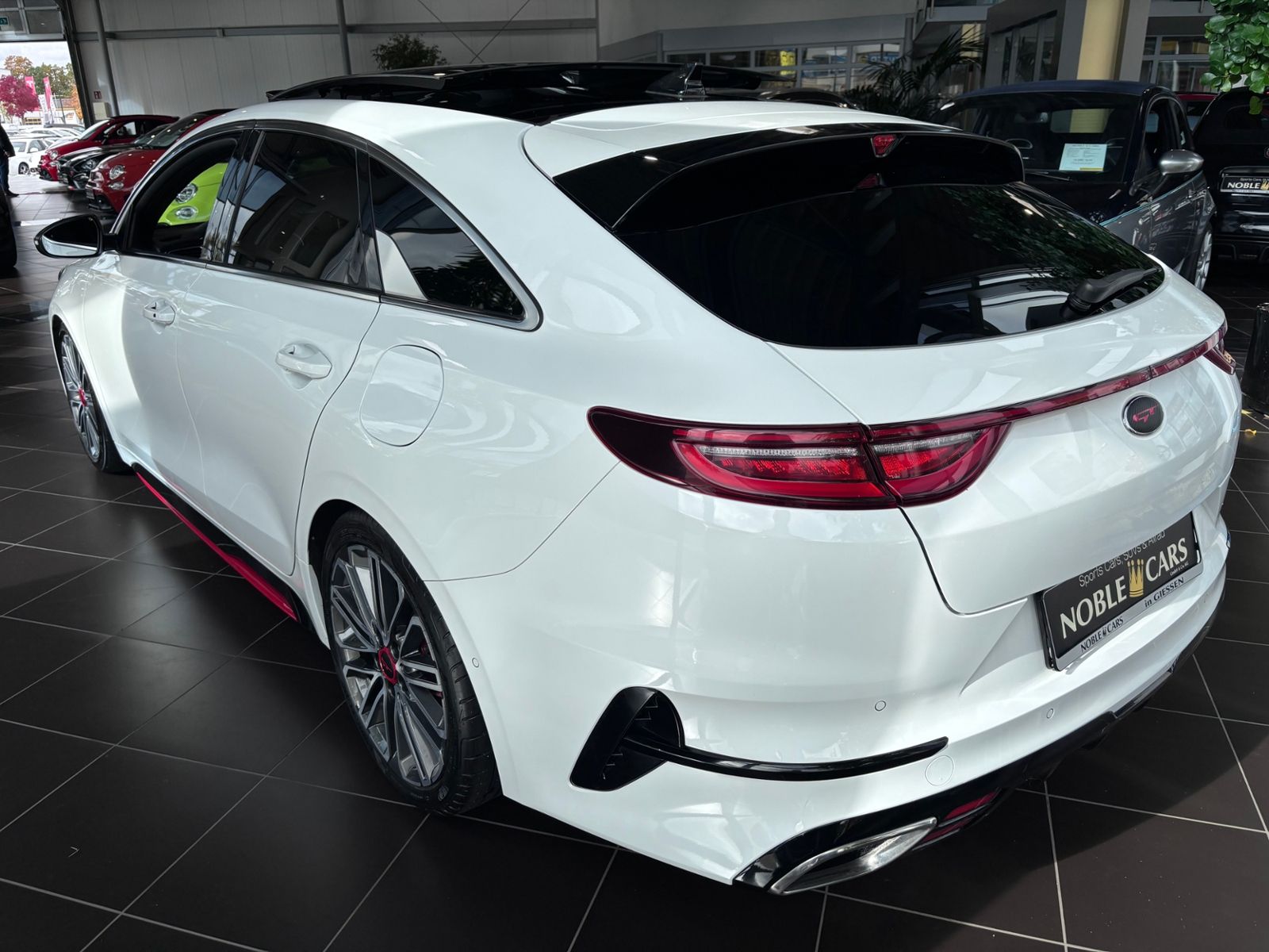 Fahrzeugabbildung Kia ProCeed GT KLIMA LED NAVI ALU PANO