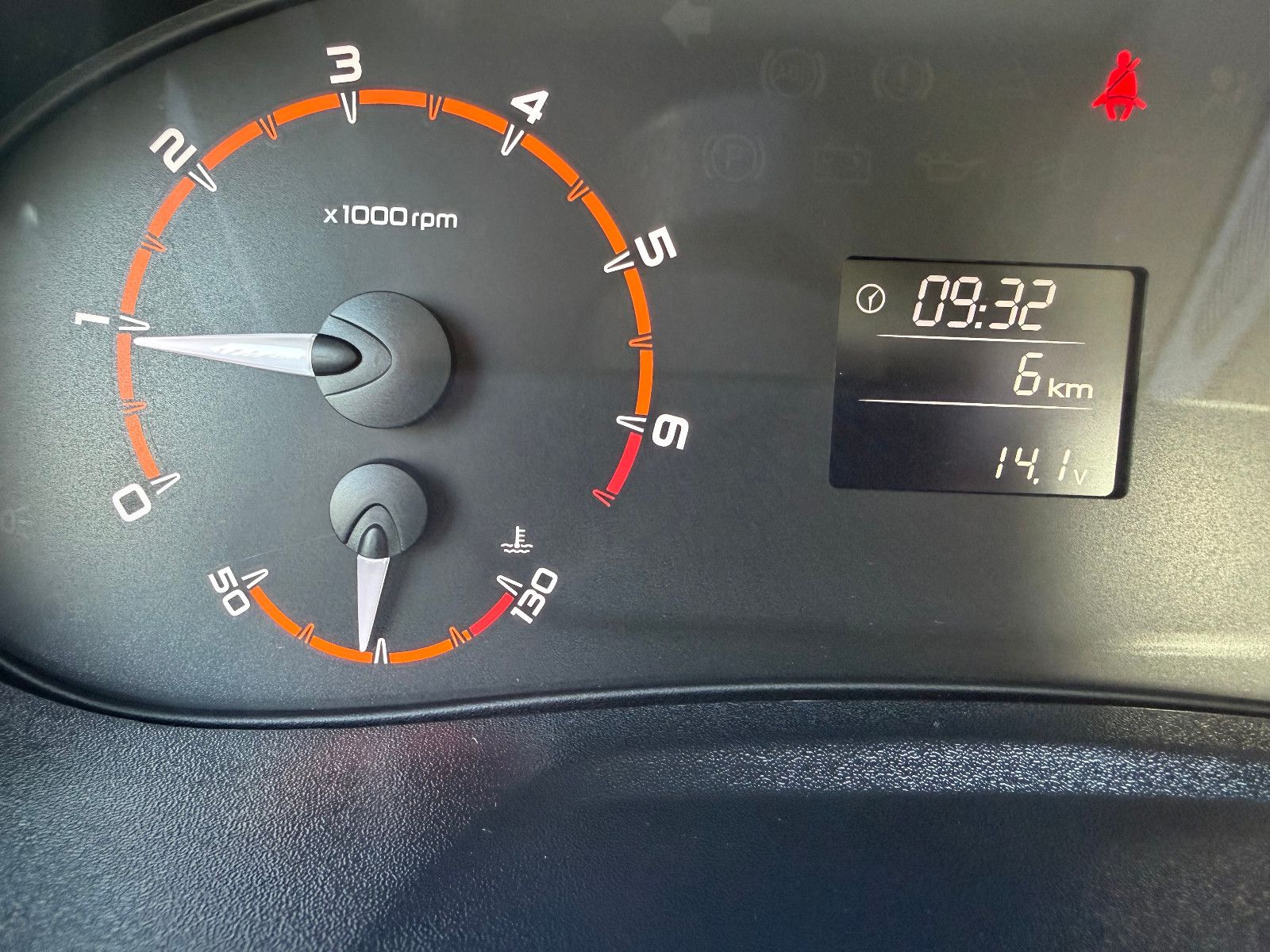 Fahrzeugabbildung Lada Niva LEGEND URBAN "PREMIUM PLUS"!