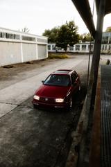 Volkswagen Vento 1.8 kein Golf 3 GTI VR6  - Volkswagen Vento Limousine Vr6 mit Benzin-Antrieb