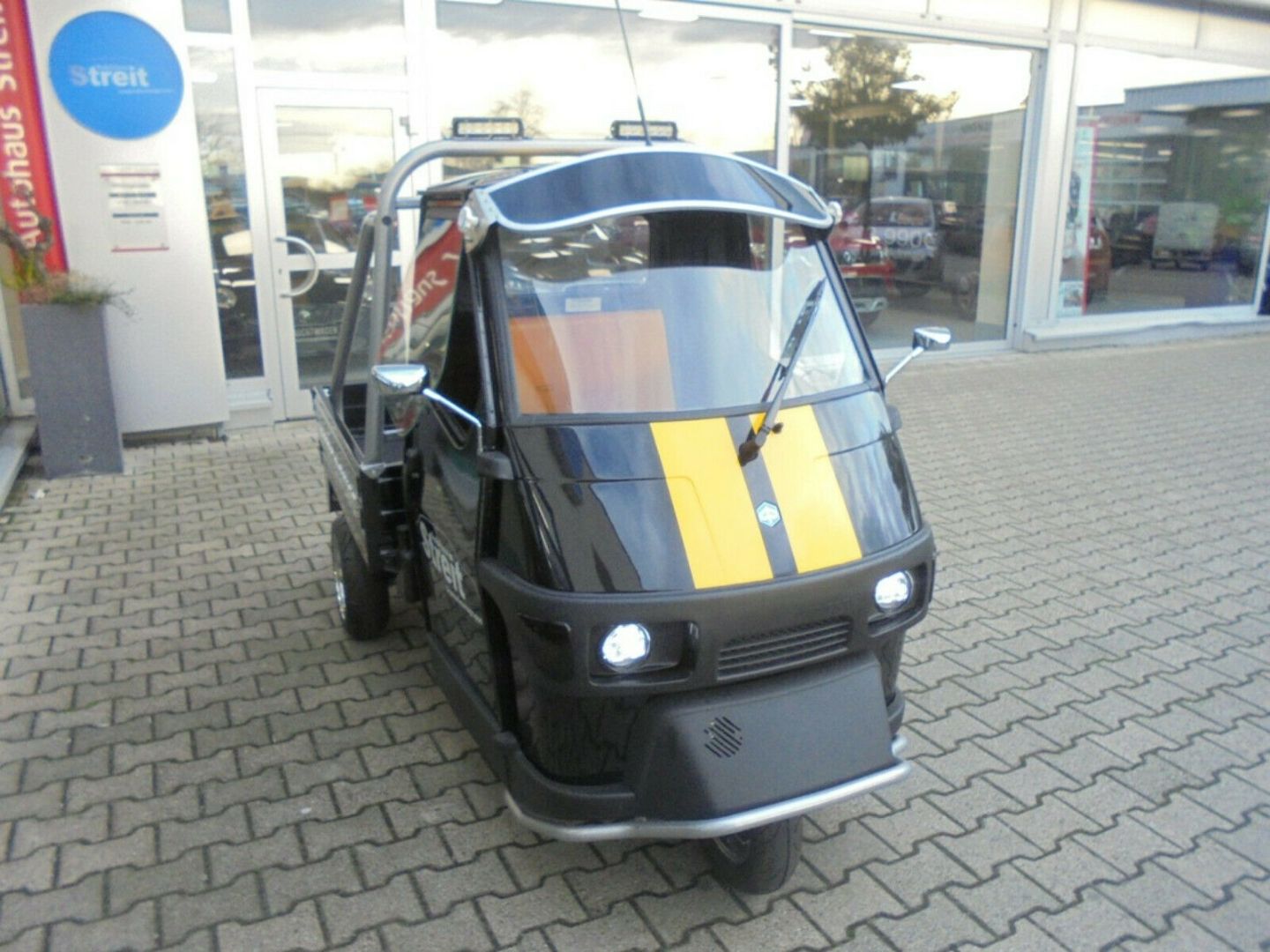 Fahrzeugabbildung Piaggio Ape 50 Cross Country Streit Edition ''Showcar''