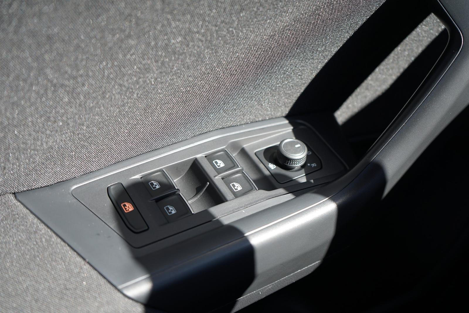 Volkswagen T-Roc 1.5 TSI LED ACC App Connect Sitzheizung, миниатюра 29
