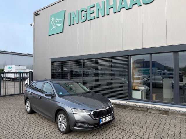 SKODA Octavia Combi Style