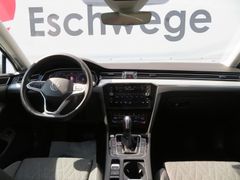 VW Passat Variant 2.0 TDI Business DSG LED Nav digi VW Passat Variant 2.0 TDI Business DSG LED Nav digi