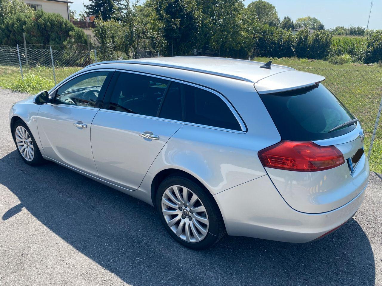 Opel Insignia 2010 — engine 1.956 cm³, 160 HP (118kW)