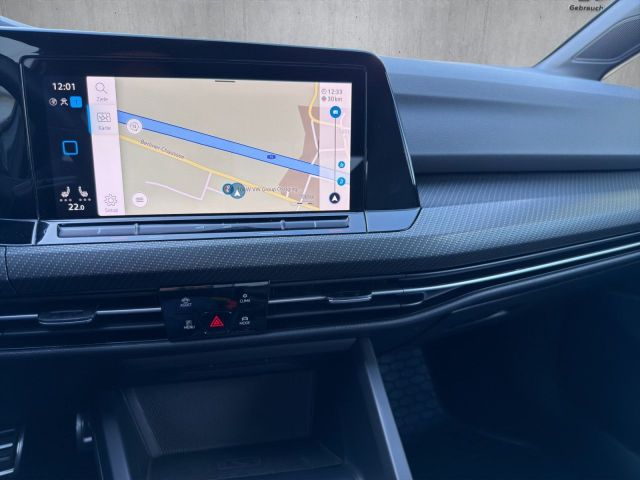 Golf VIII Variant R-Line 2.0 TDI DSG Bluetooth